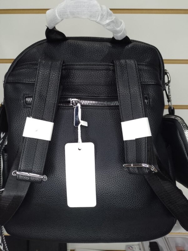 MOCHILA - Imagen 4